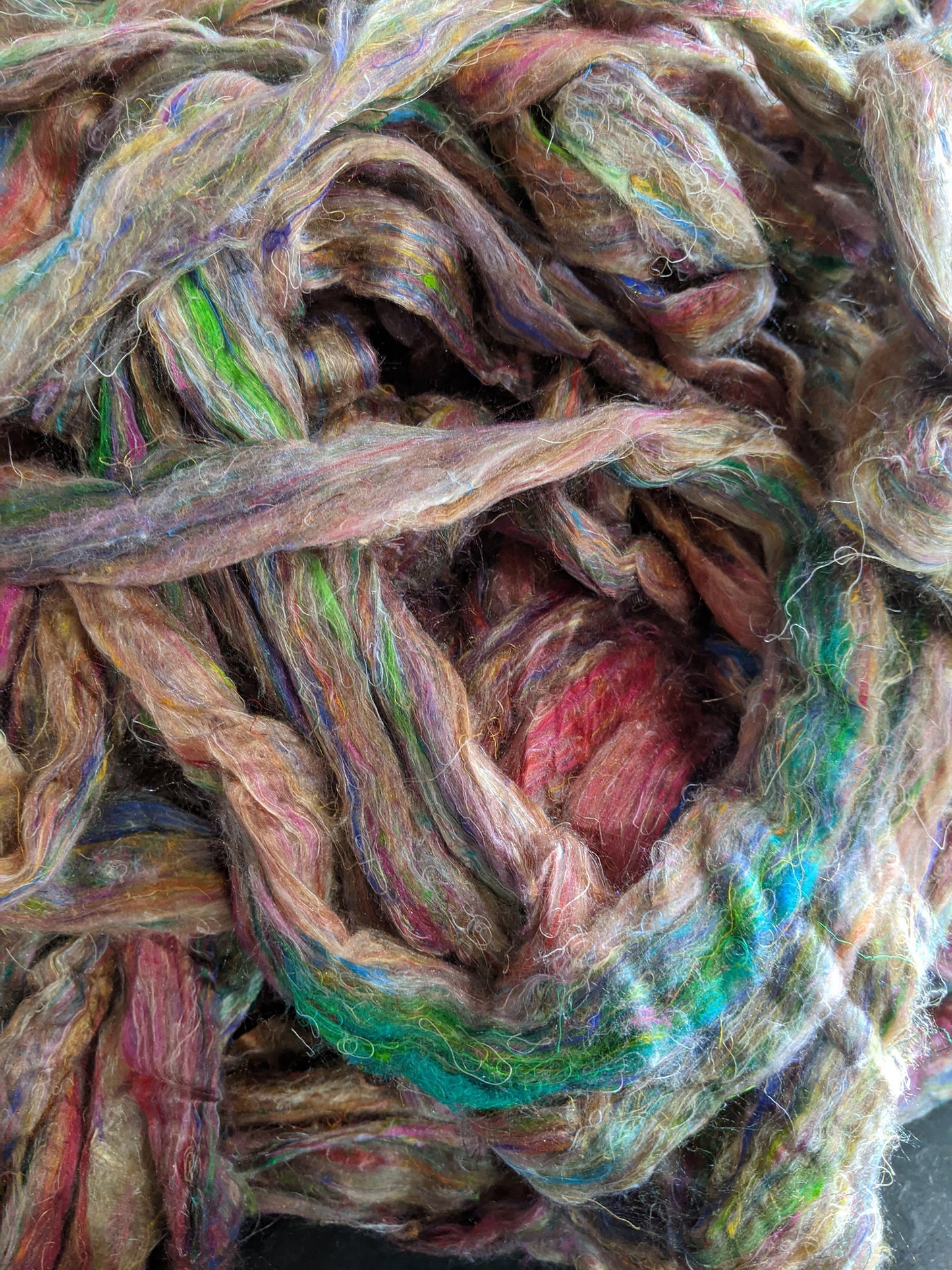 Recycled Sari Silk Roving