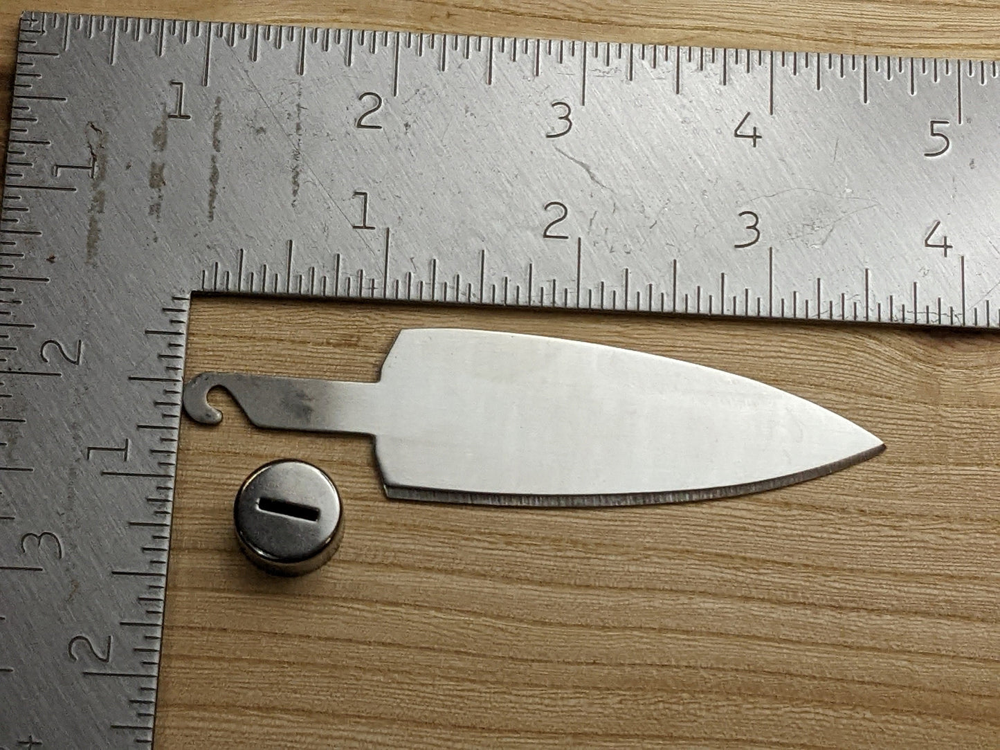 Spade Cheese Knife